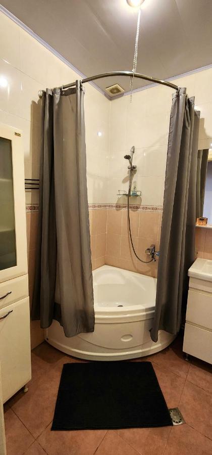 Riverside Baratashvili Apartment 第比利斯 外观 照片