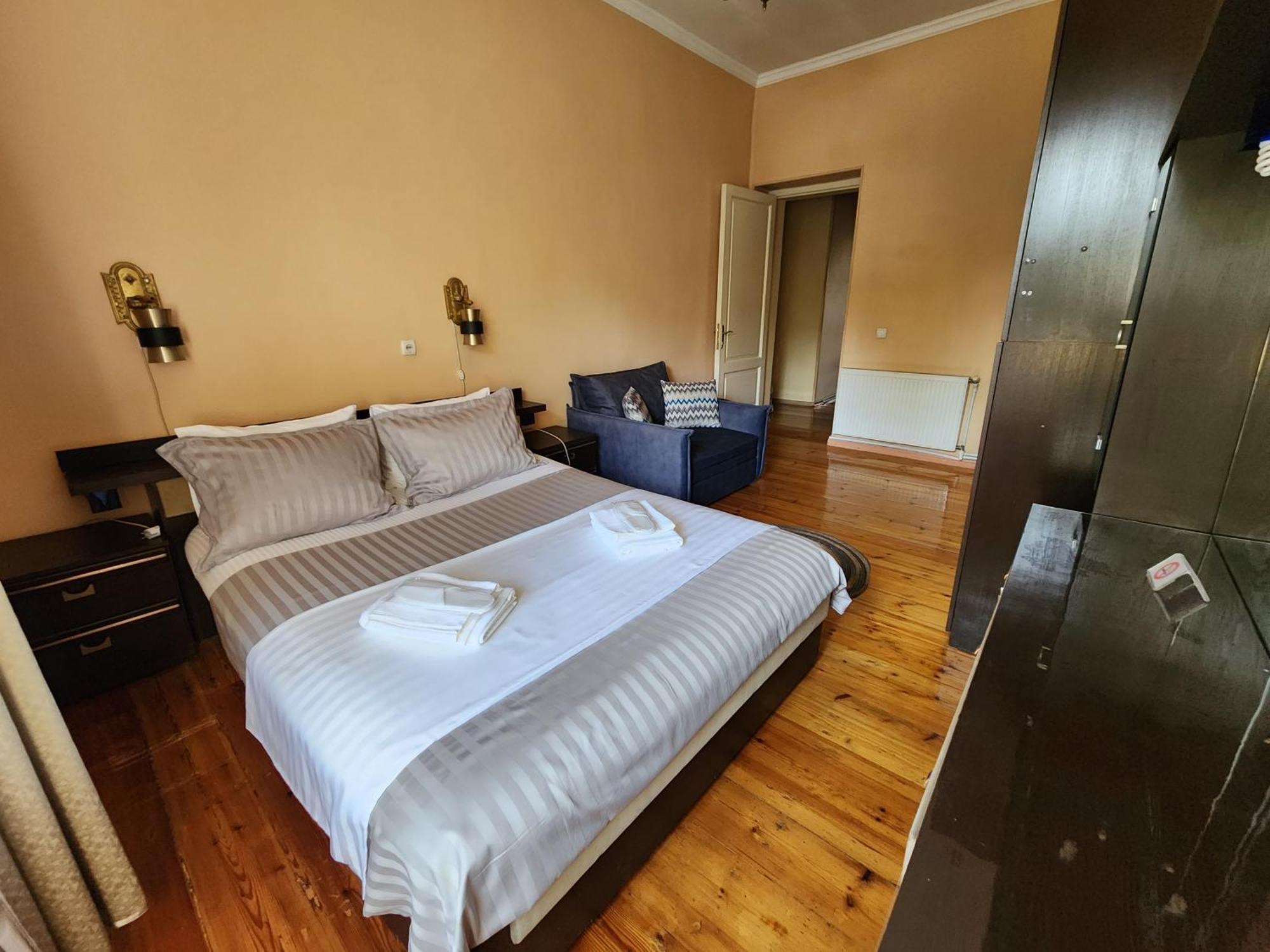 Riverside Baratashvili Apartment 第比利斯 外观 照片